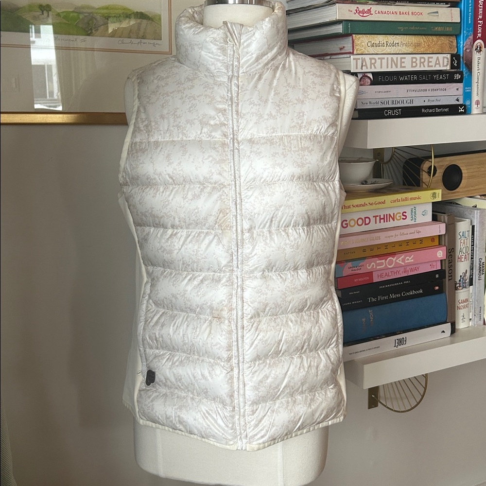 Fabletics Women's White Puffer Vest